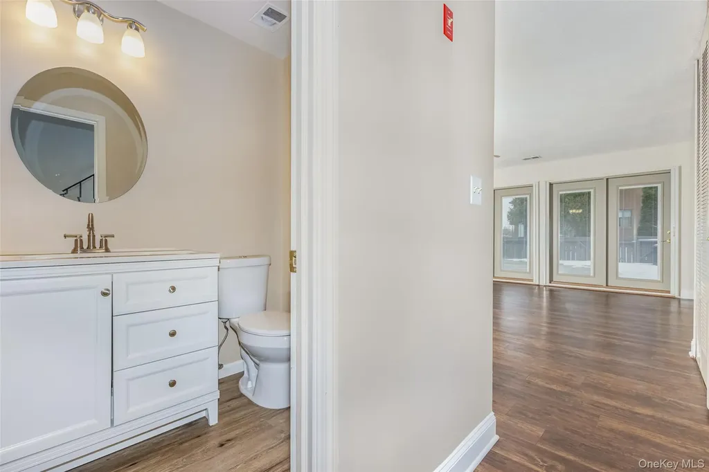 1907 Magnolia Walk Poughkeepsie NY 12603
