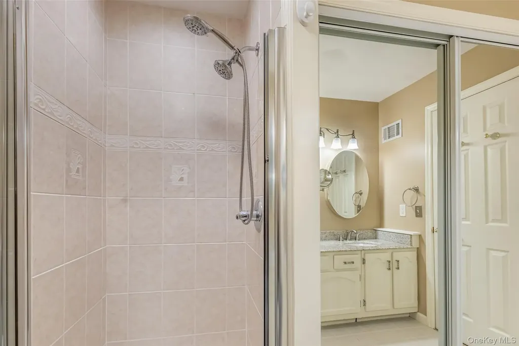 1907 Magnolia Walk Poughkeepsie NY 12603