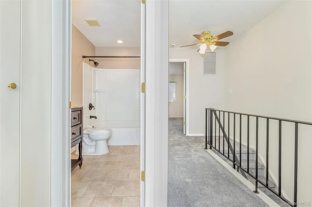 1907 Magnolia Walk Poughkeepsie NY 12603