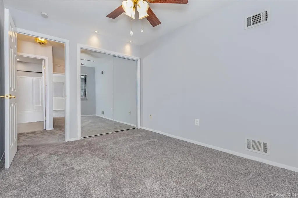 1907 Magnolia Walk Poughkeepsie NY 12603