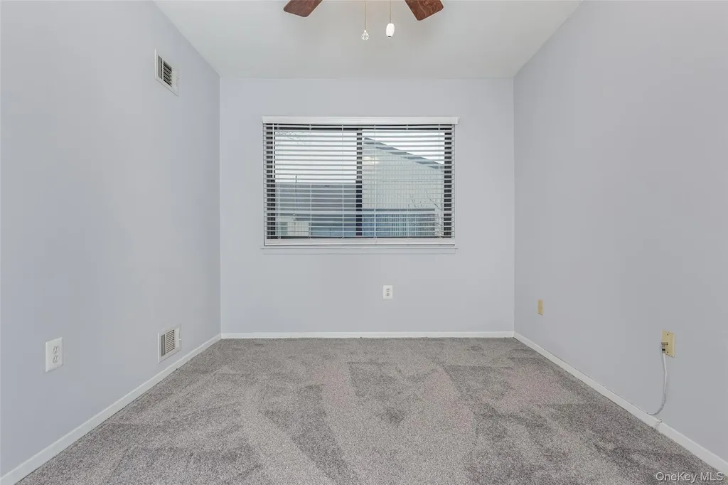 1907 Magnolia Walk Poughkeepsie NY 12603