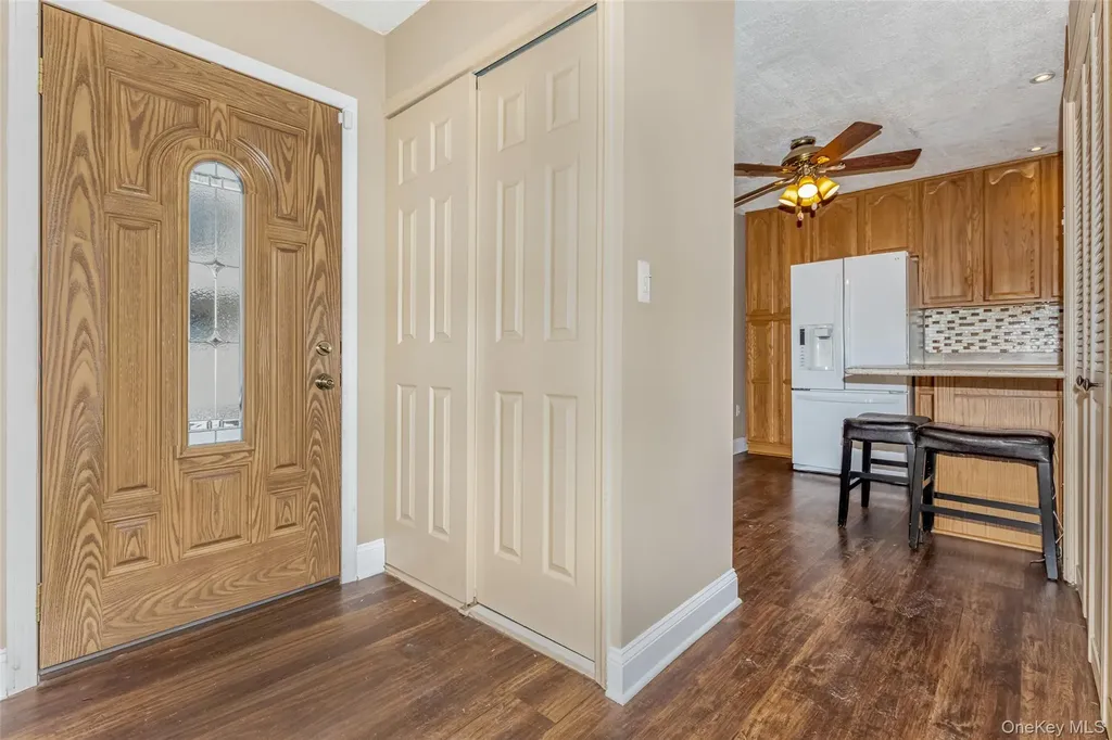 1907 Magnolia Walk Poughkeepsie NY 12603