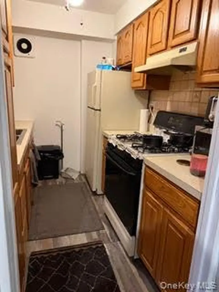1874 Pelham Parkway S Bronx NY 10461