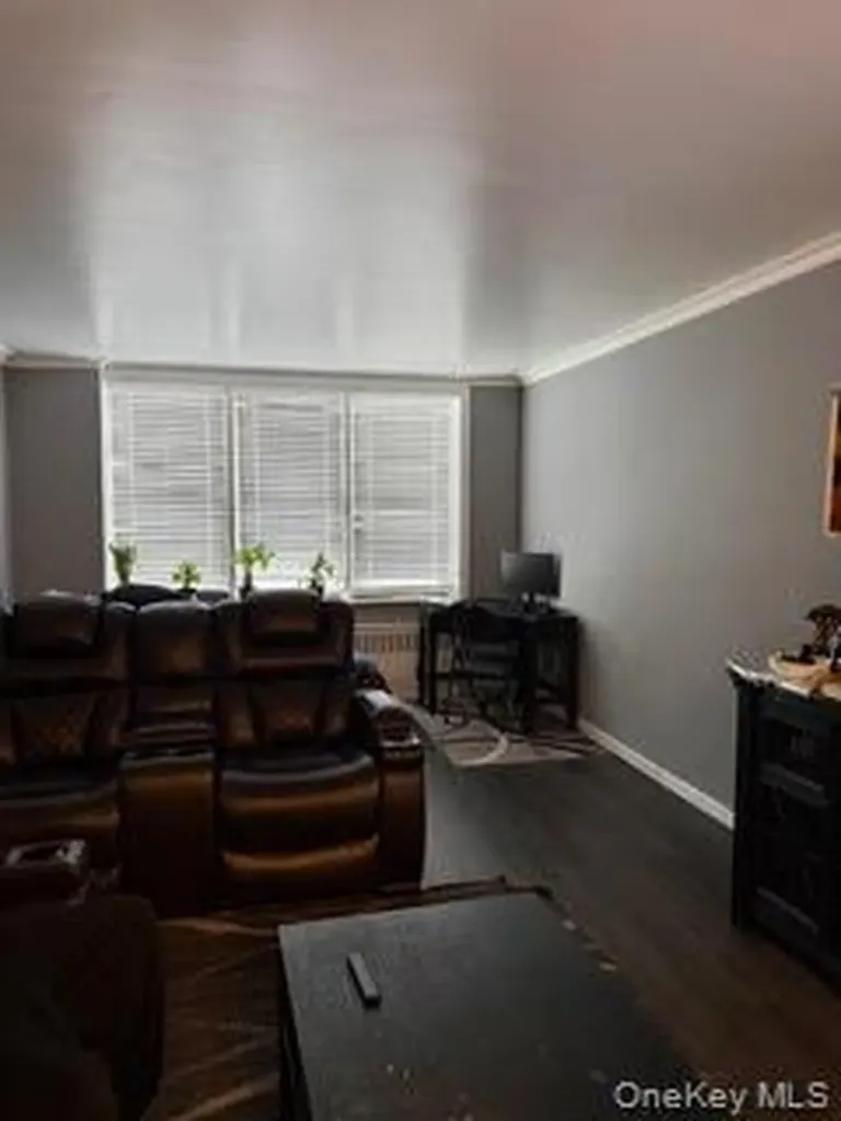 1874 Pelham Parkway S Bronx NY 10461