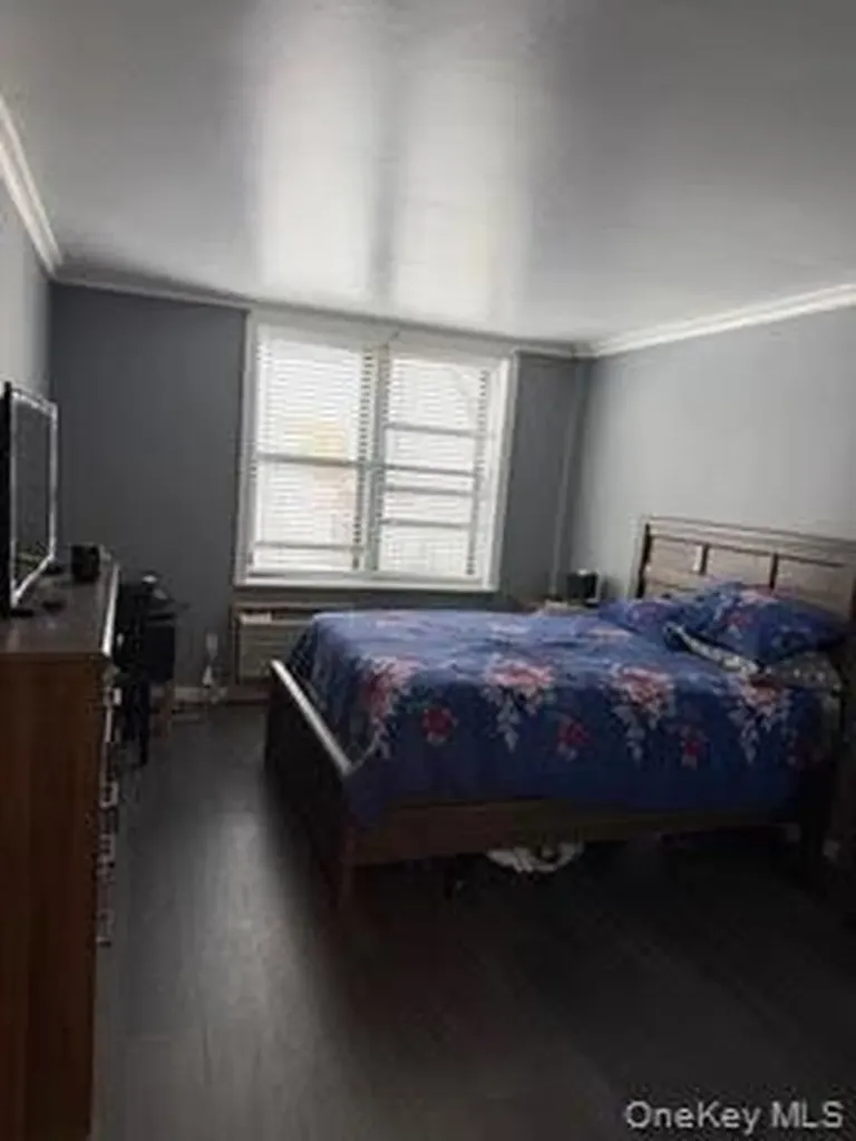1874 Pelham Parkway S Bronx NY 10461