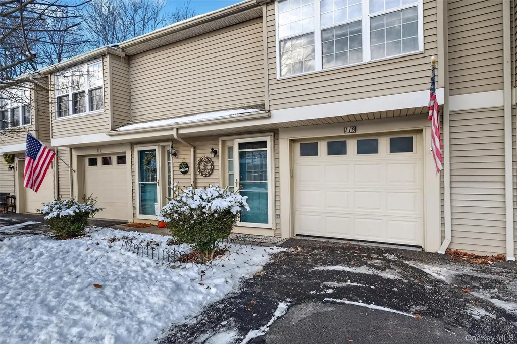 118 Elmcrest Drive Fishkill NY 12524