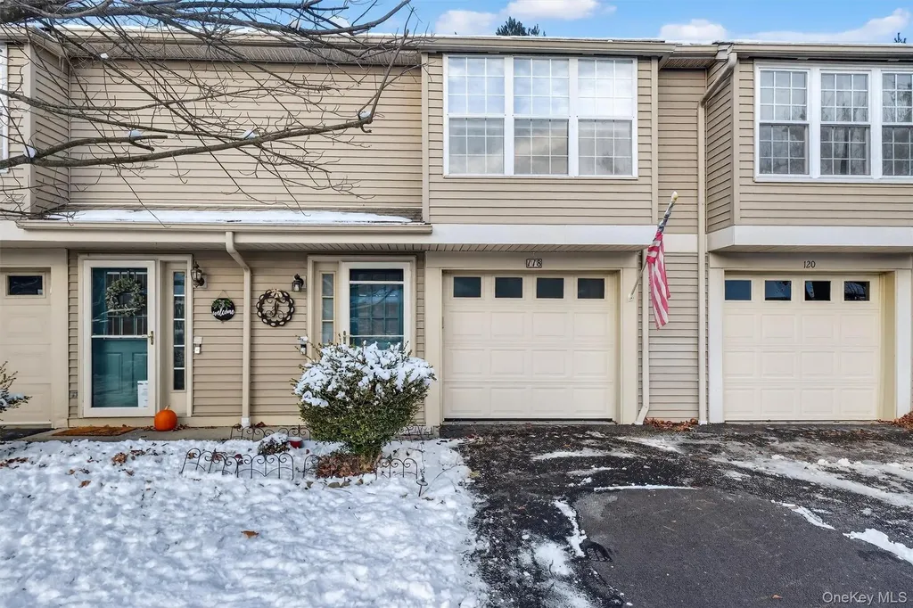 118 Elmcrest Drive Fishkill NY 12524