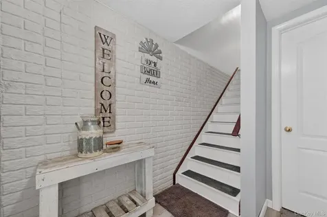 118 Elmcrest Drive Fishkill NY 12524