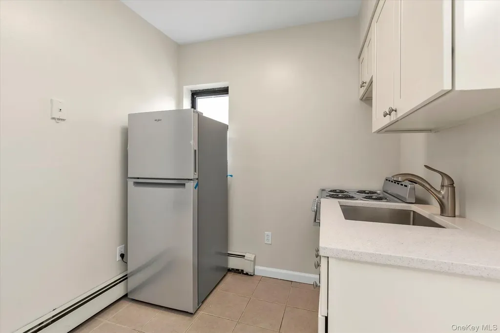 475 W Broadway Long Beach NY 11561