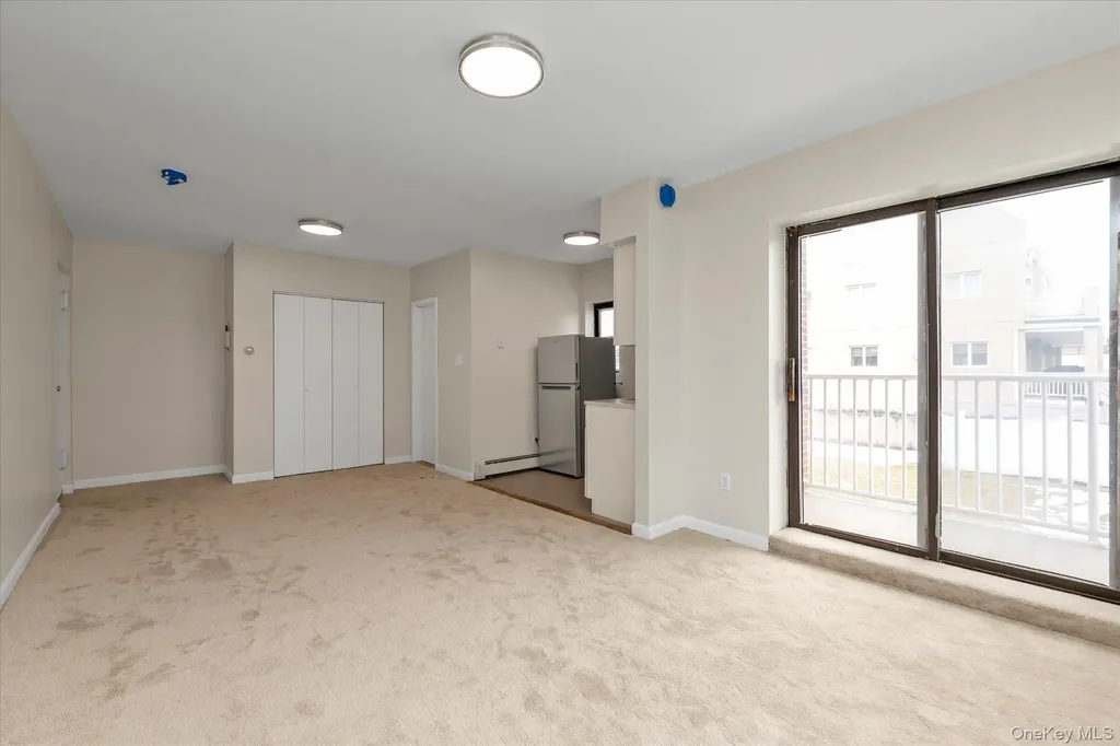 475 W Broadway Long Beach NY 11561