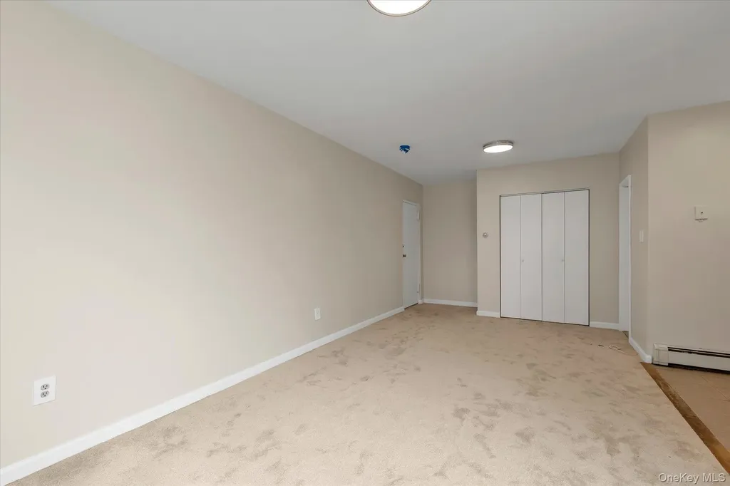 475 W Broadway Long Beach NY 11561