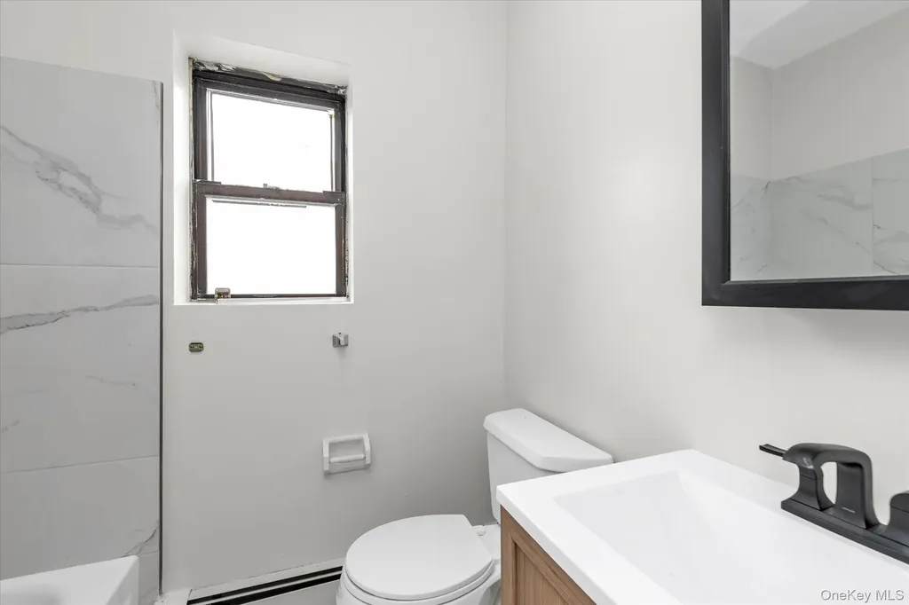 475 W Broadway Long Beach NY 11561