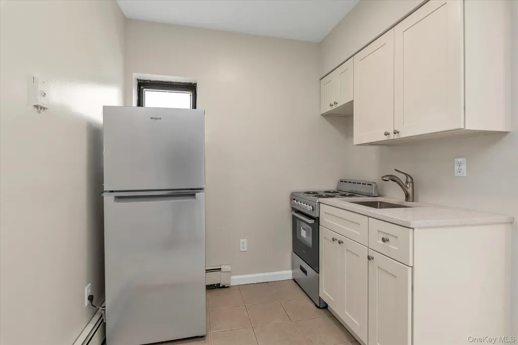 475 W Broadway Long Beach NY 11561