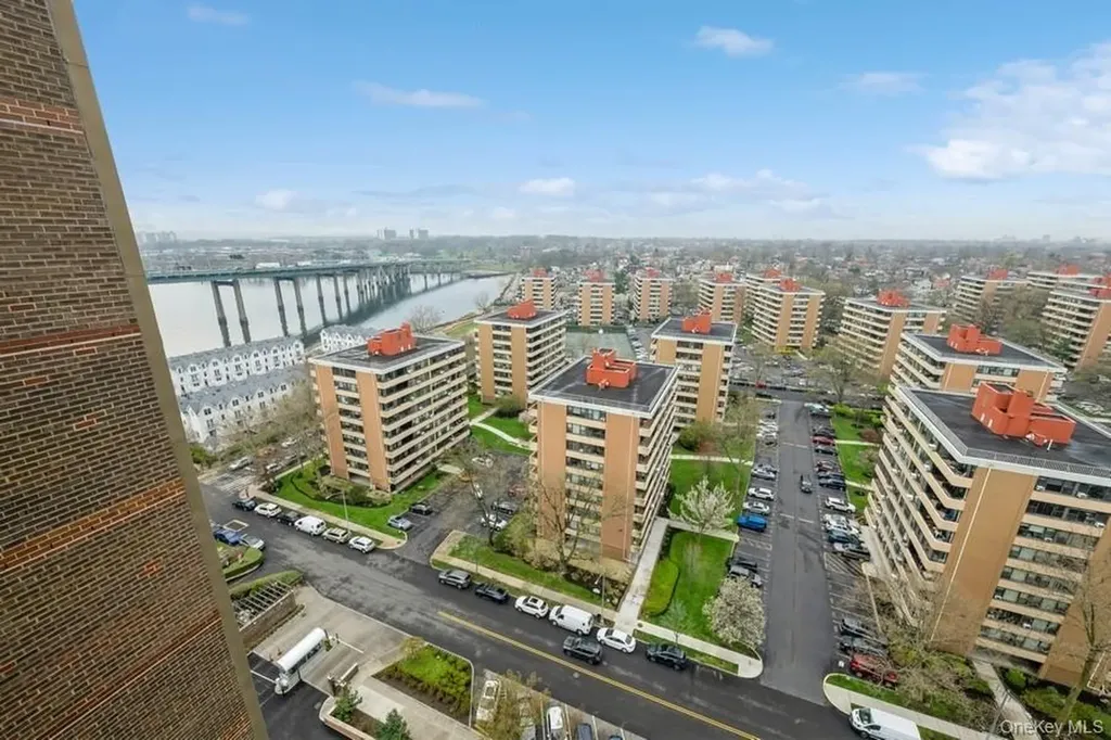 166-25 Powells Cove Boulevard Beechhurst NY 11357