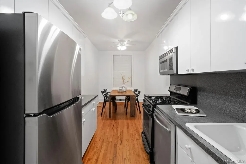 11021 73rd Road Forest Hills NY 11375