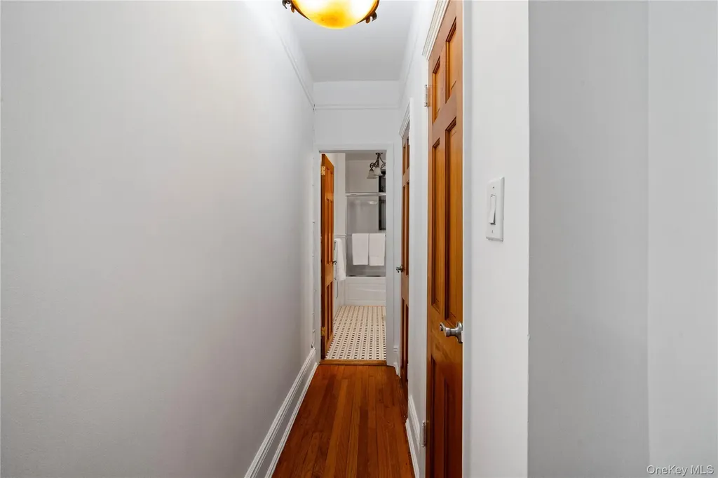 11021 73rd Road Forest Hills NY 11375