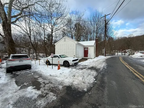 1 Oscawana Lake Road Putnam Valley NY 10579