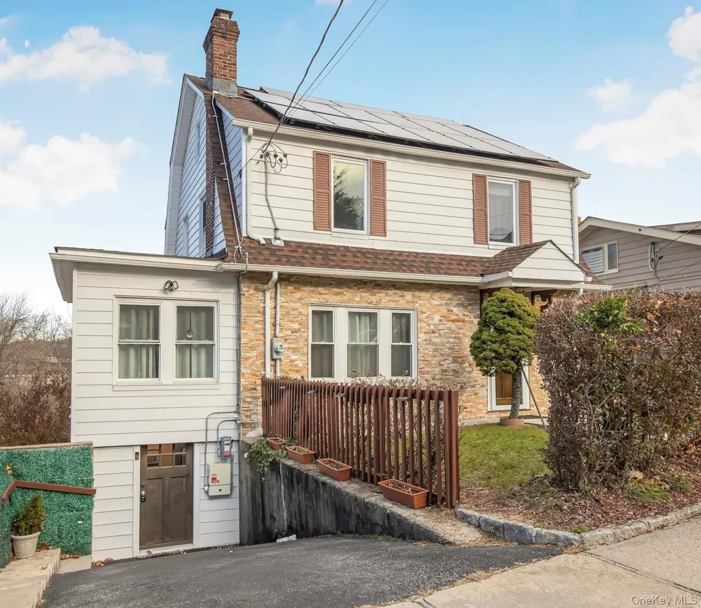 246 Aka 248 Rockne Road Yonkers NY 10701