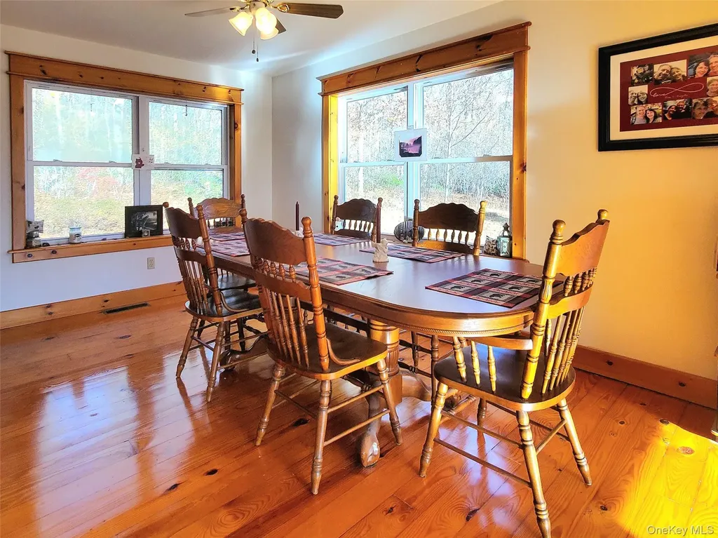 76 Wynkoop Drive Kerhonkson NY 12446