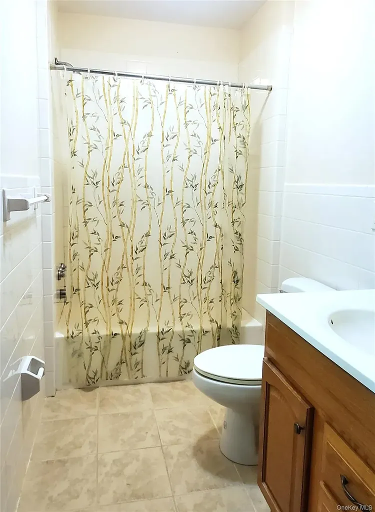 76 Wynkoop Drive Kerhonkson NY 12446