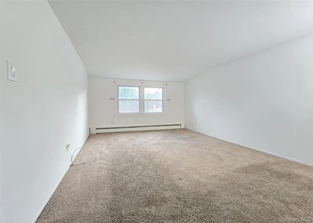 652 Hawkins Road E Coram NY 11727