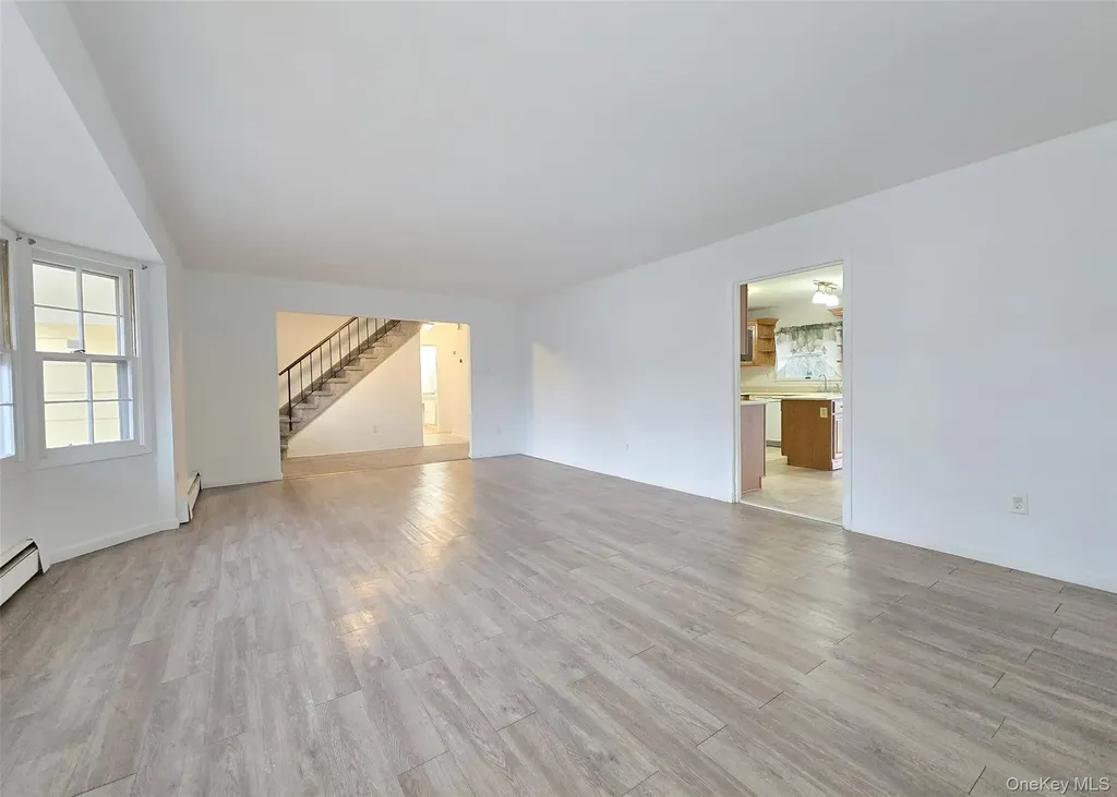 652 Hawkins Road E Coram NY 11727