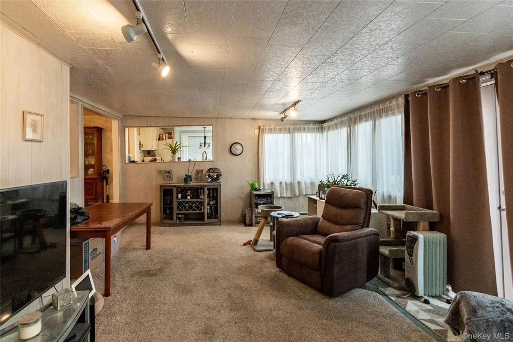 7 Lico Place Babylon NY 11702