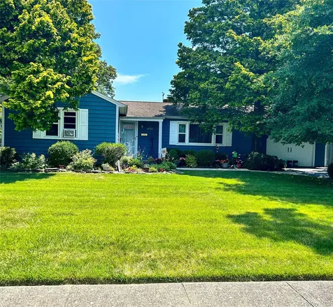 7 Lico Place Babylon NY 11702