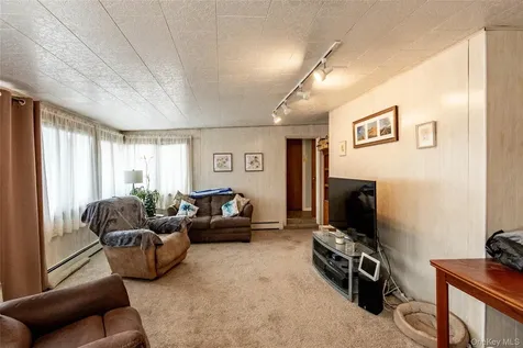 7 Lico Place Babylon NY 11702