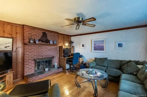 7 Lico Place Babylon NY 11702