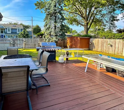 7 Lico Place Babylon NY 11702