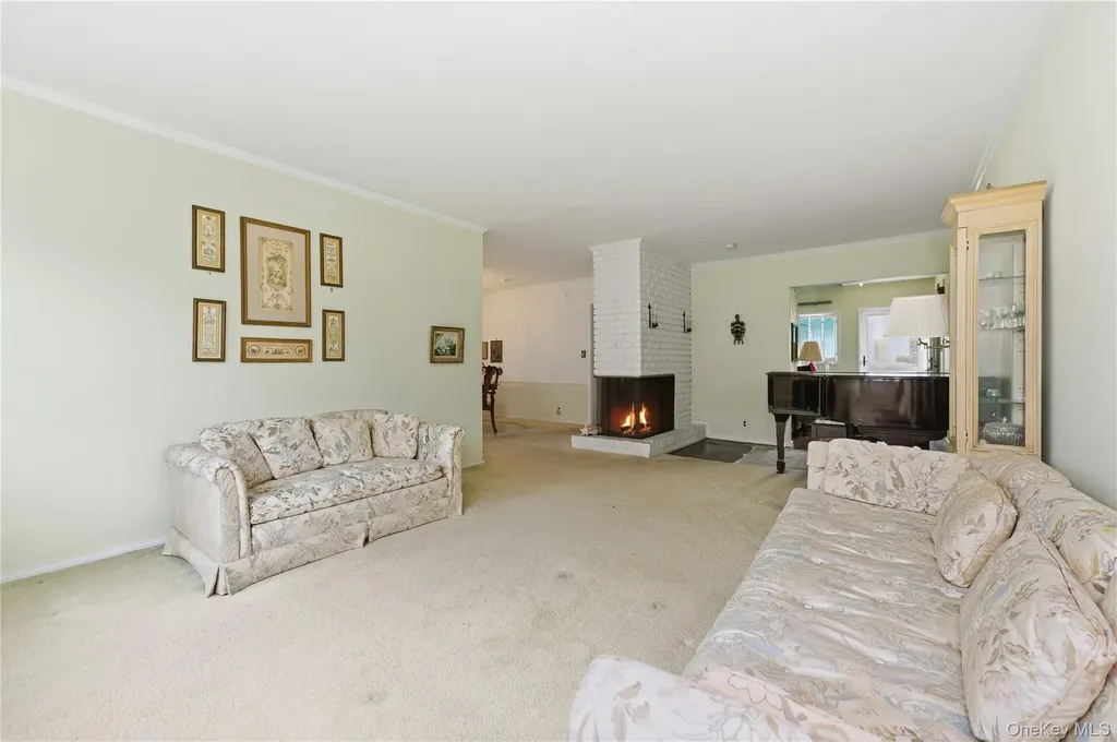 66 Woods Avenue Malverne NY 11565