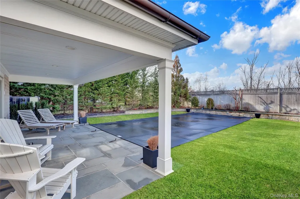 99 Parkside Drive Point Lookout NY 11569