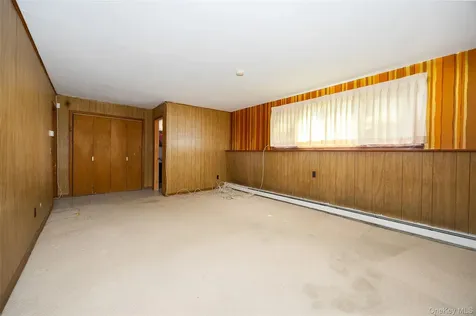 59 Carriage Hill Lane Poughkeepsie NY 12603