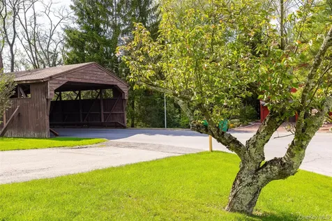 59 Carriage Hill Lane Poughkeepsie NY 12603