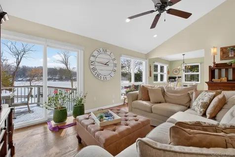34 Twin Lakes Road South Salem NY 10590
