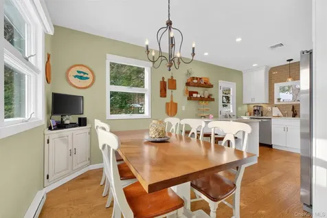 34 Twin Lakes Road South Salem NY 10590