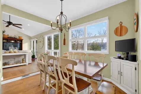 34 Twin Lakes Road South Salem NY 10590