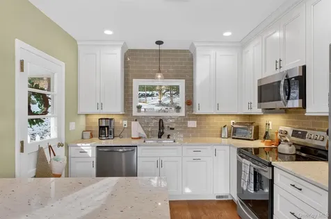 34 Twin Lakes Road South Salem NY 10590
