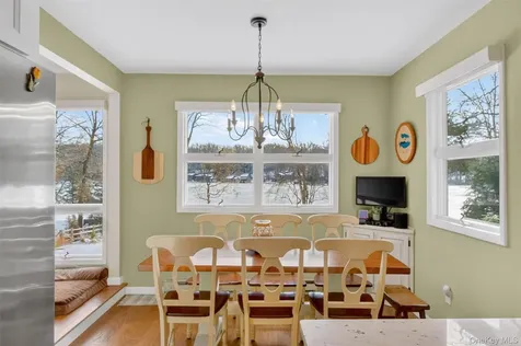 34 Twin Lakes Road South Salem NY 10590