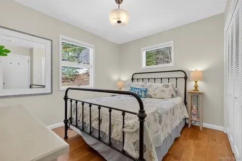 34 Twin Lakes Road South Salem NY 10590