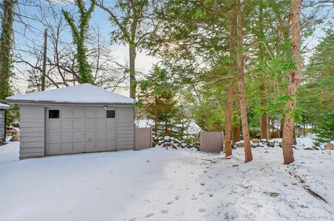 34 Twin Lakes Road South Salem NY 10590