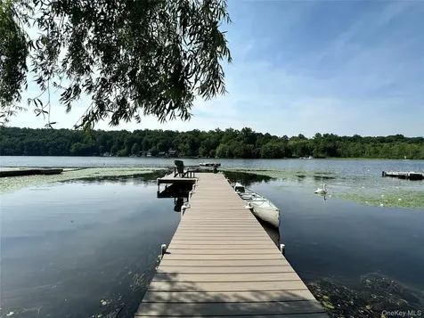 34 Twin Lakes Road South Salem NY 10590
