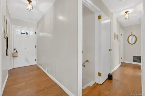 34 Twin Lakes Road South Salem NY 10590