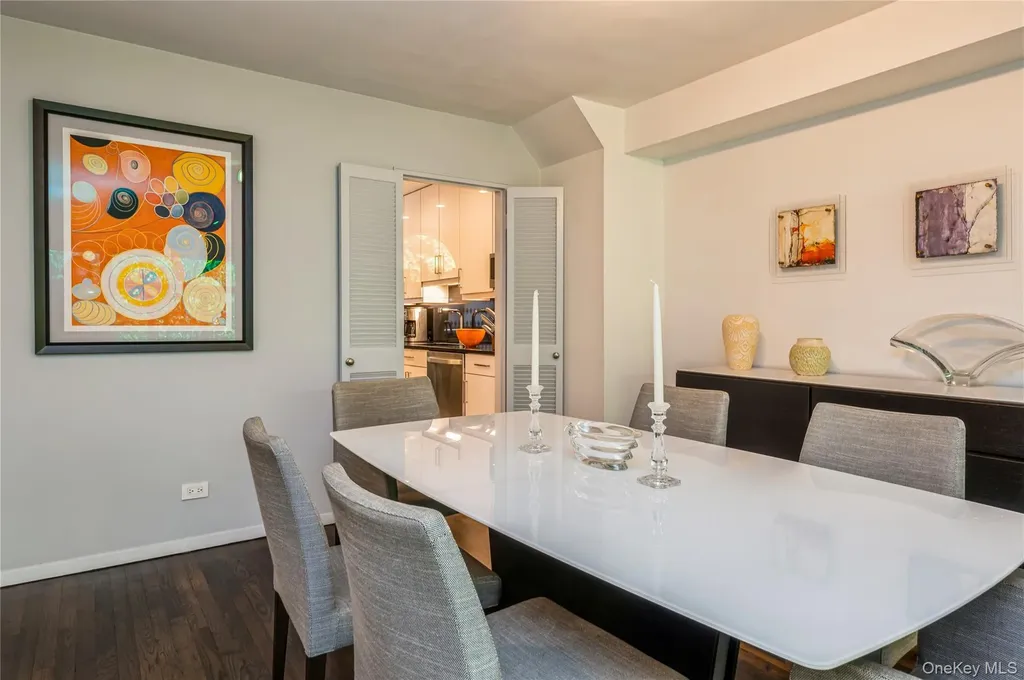 4475 Douglas Bronx NY 10471