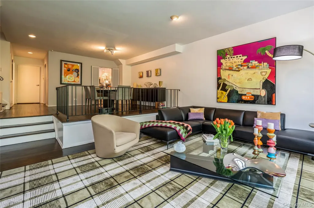 4475 Douglas Bronx NY 10471