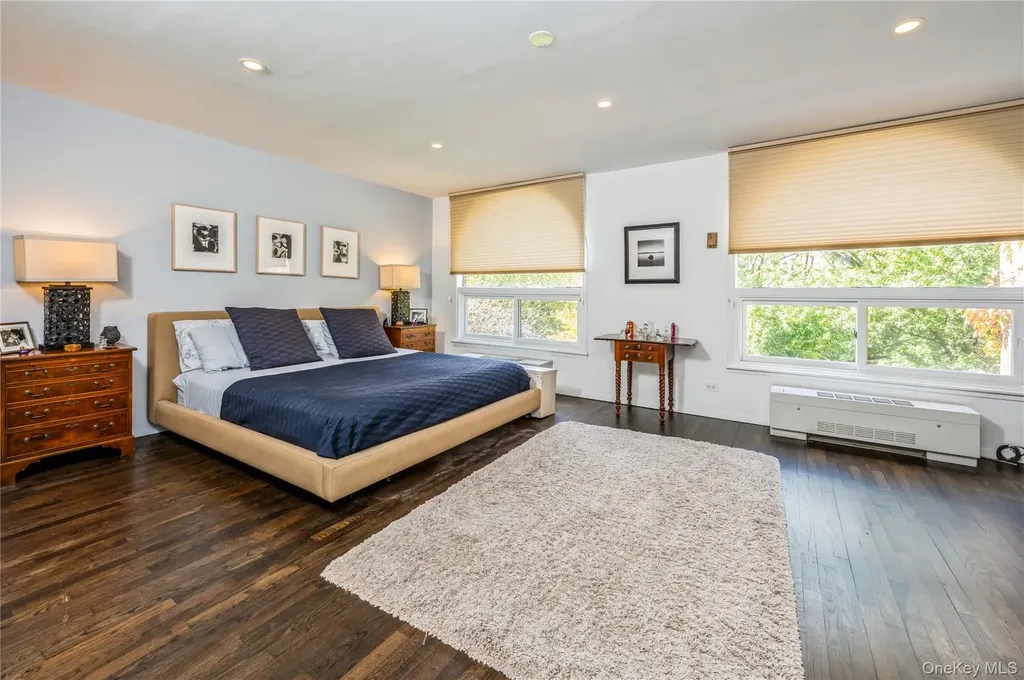 4475 Douglas Bronx NY 10471