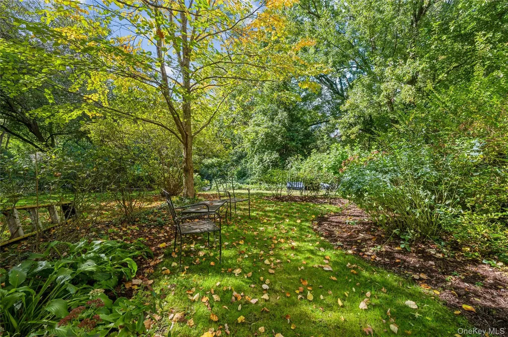 4475 Douglas Bronx NY 10471