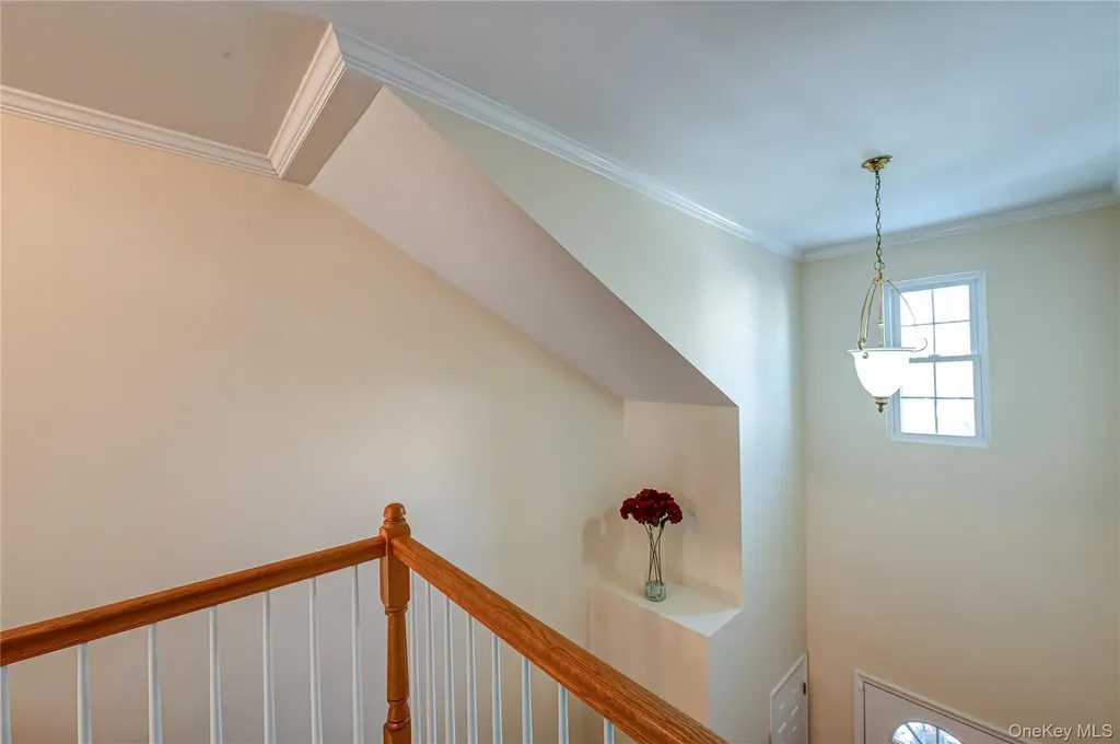 4 Chelsea Drive Smithtown NY 11787