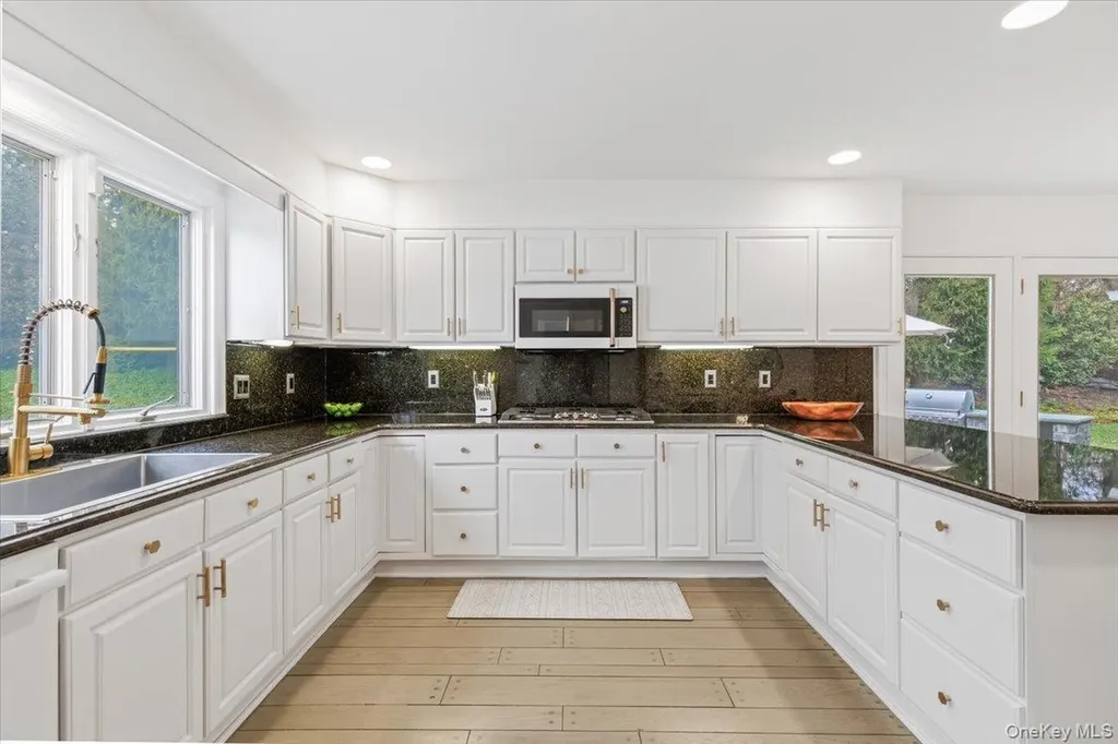 38 Brevoort Lane Rye NY 10580